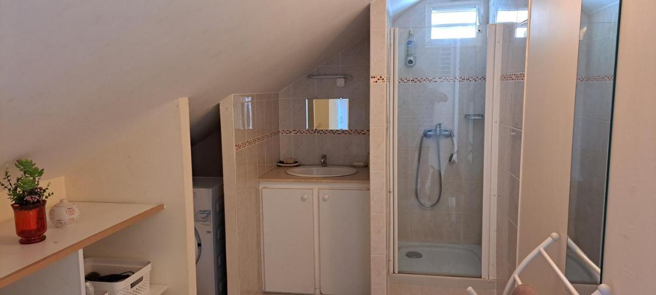 Logement Spacieux Deux Pieces A Baie Mahault Exterior photo